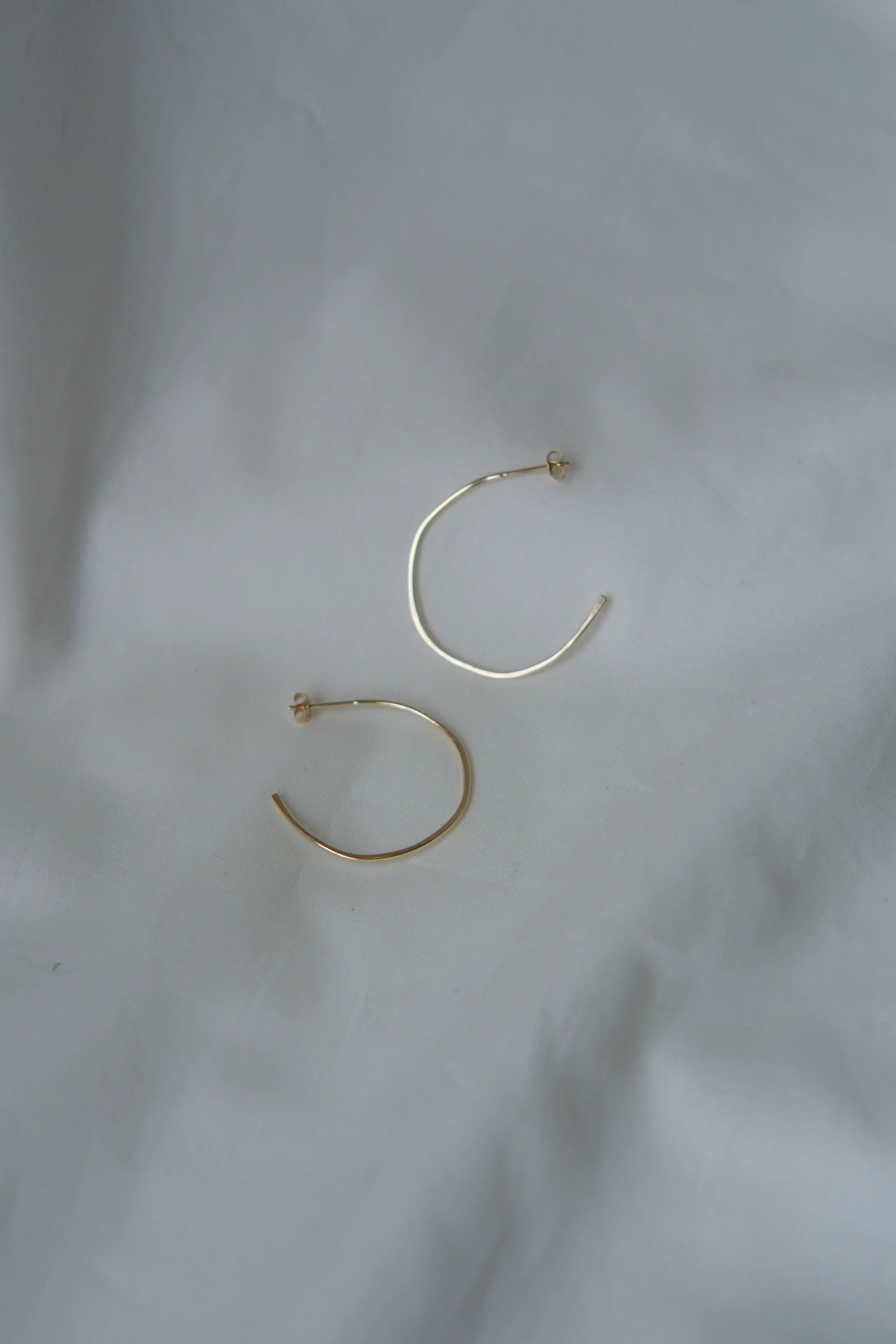 9ct Gold Free-Formed Hoops