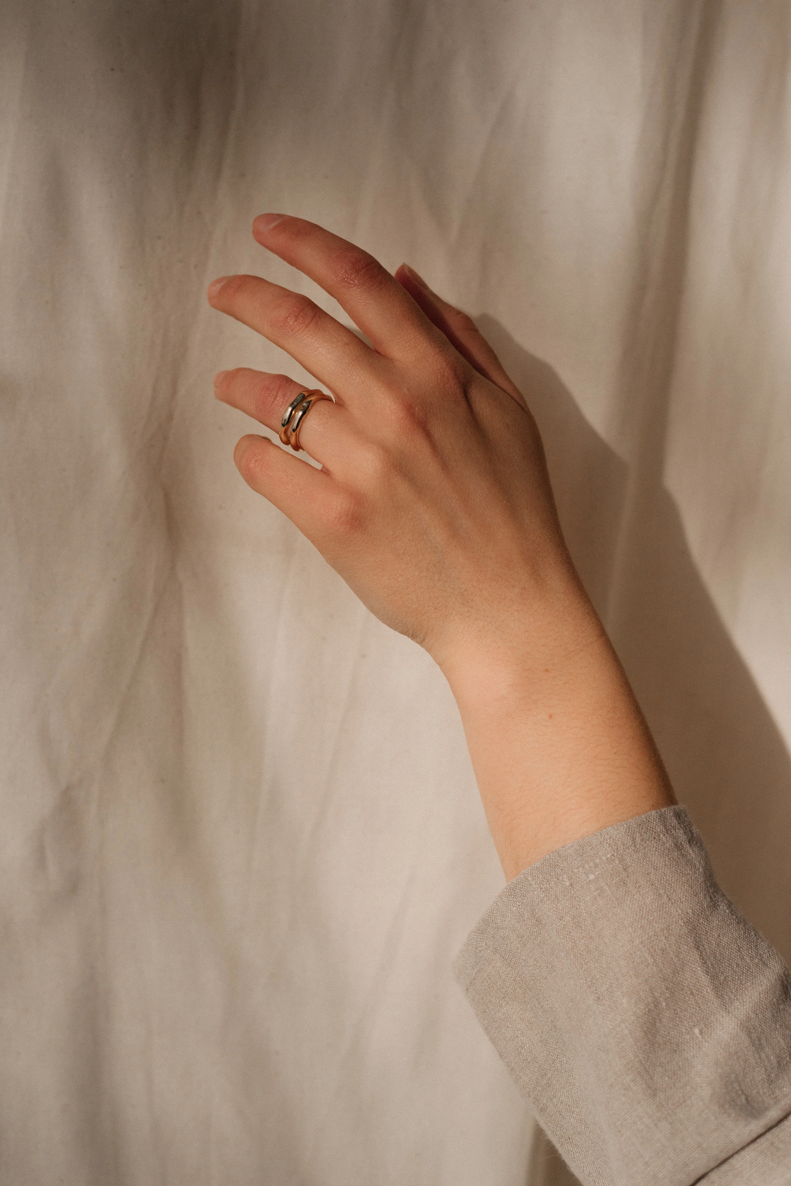 9ct Gold Organic Melty Ring - Image 3