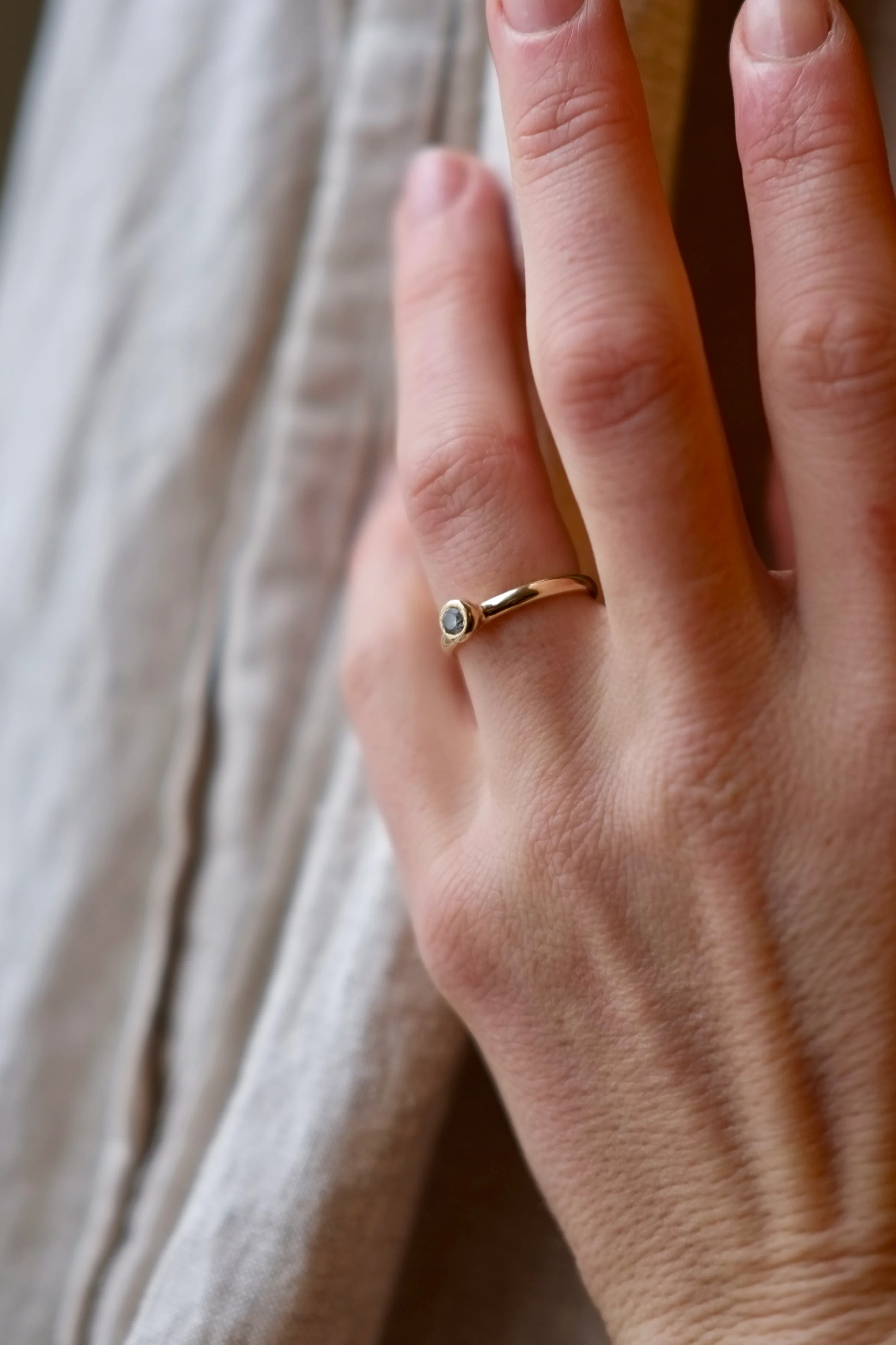 Organic 9ct Gold Salt & Pepper Diamond Engagement Ring - Image 4
