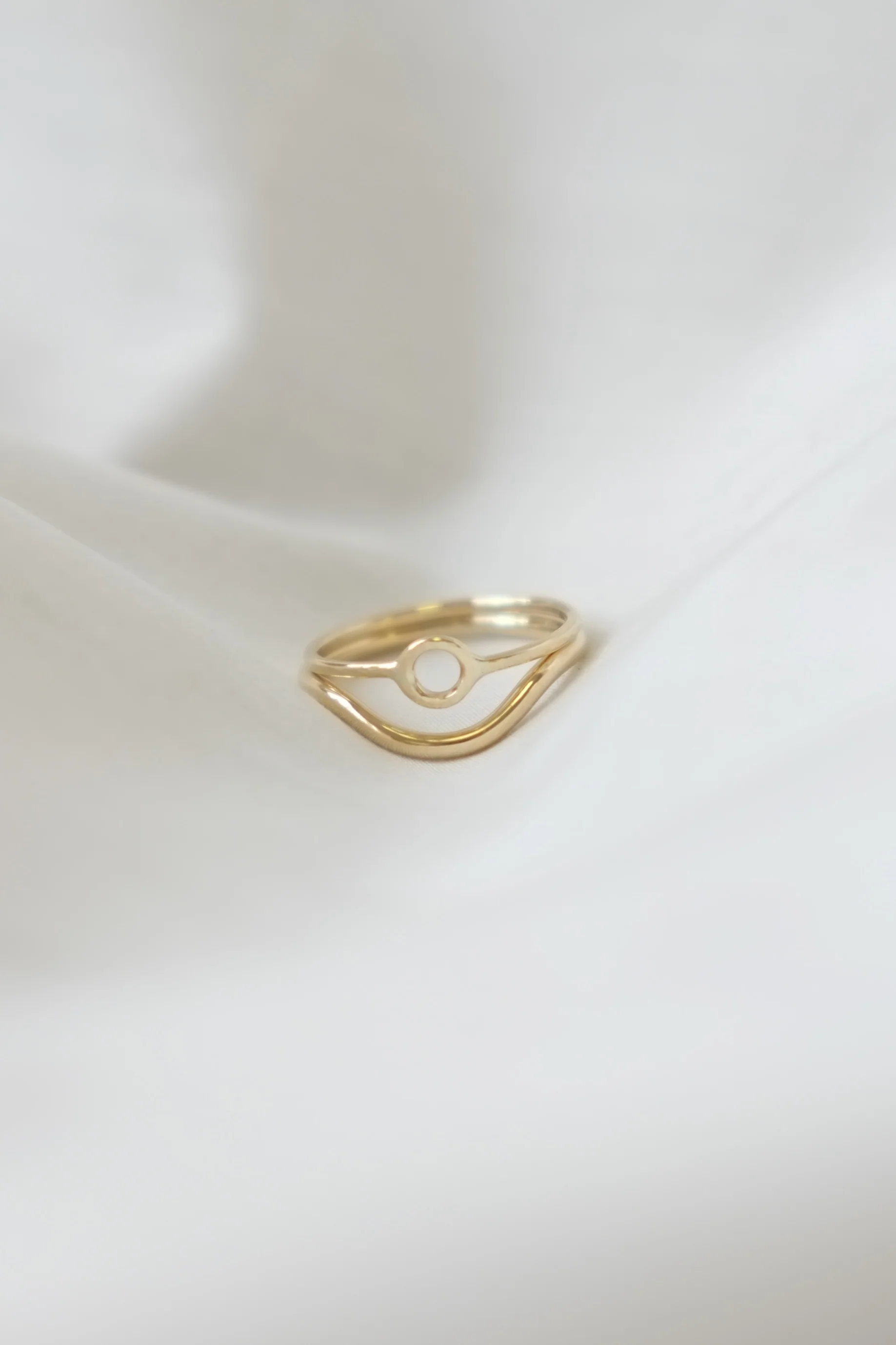 9ct Gold Curved Nesting Wedding Band - Image 3
