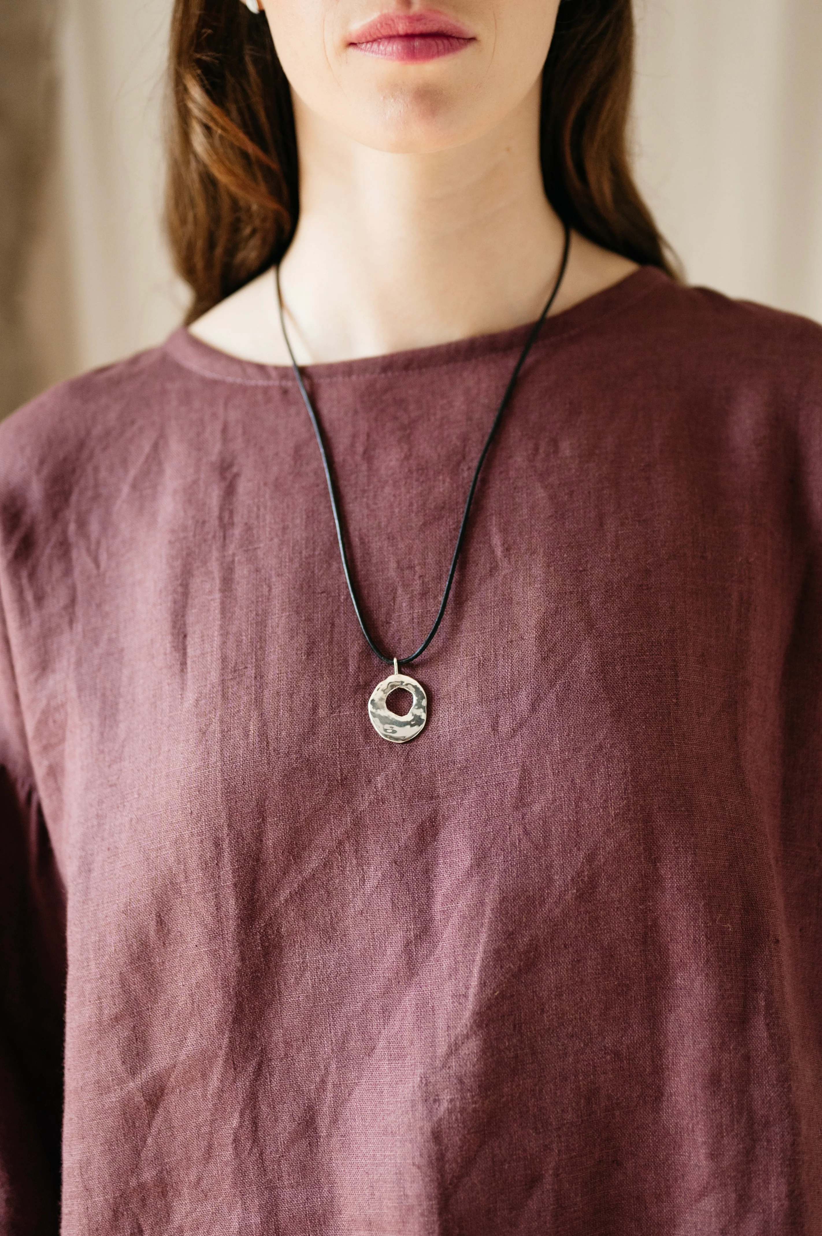 Silver Hag Stone Pendant - Image 3
