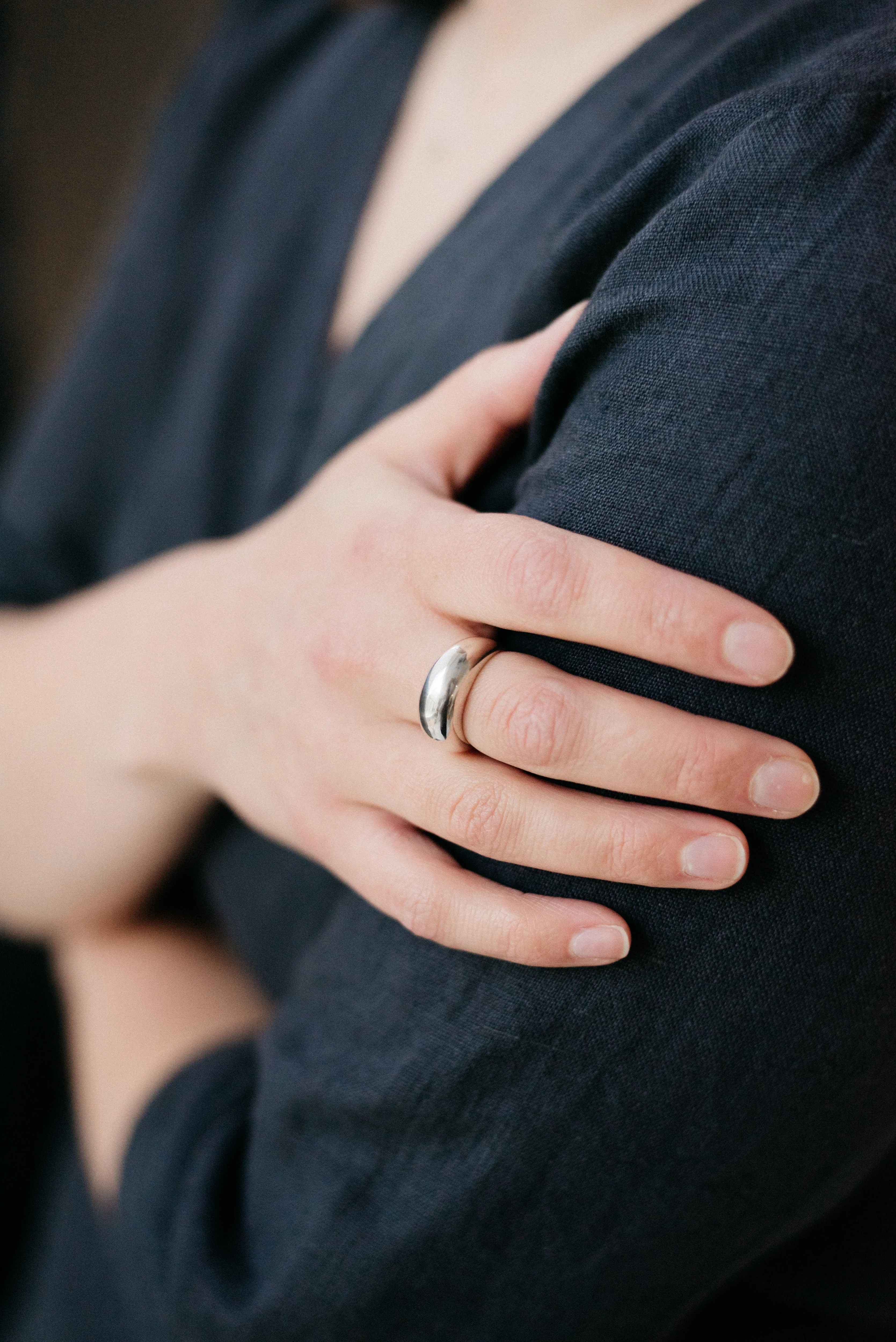 Silver Statement Chunky Fluid Ring - Image 3