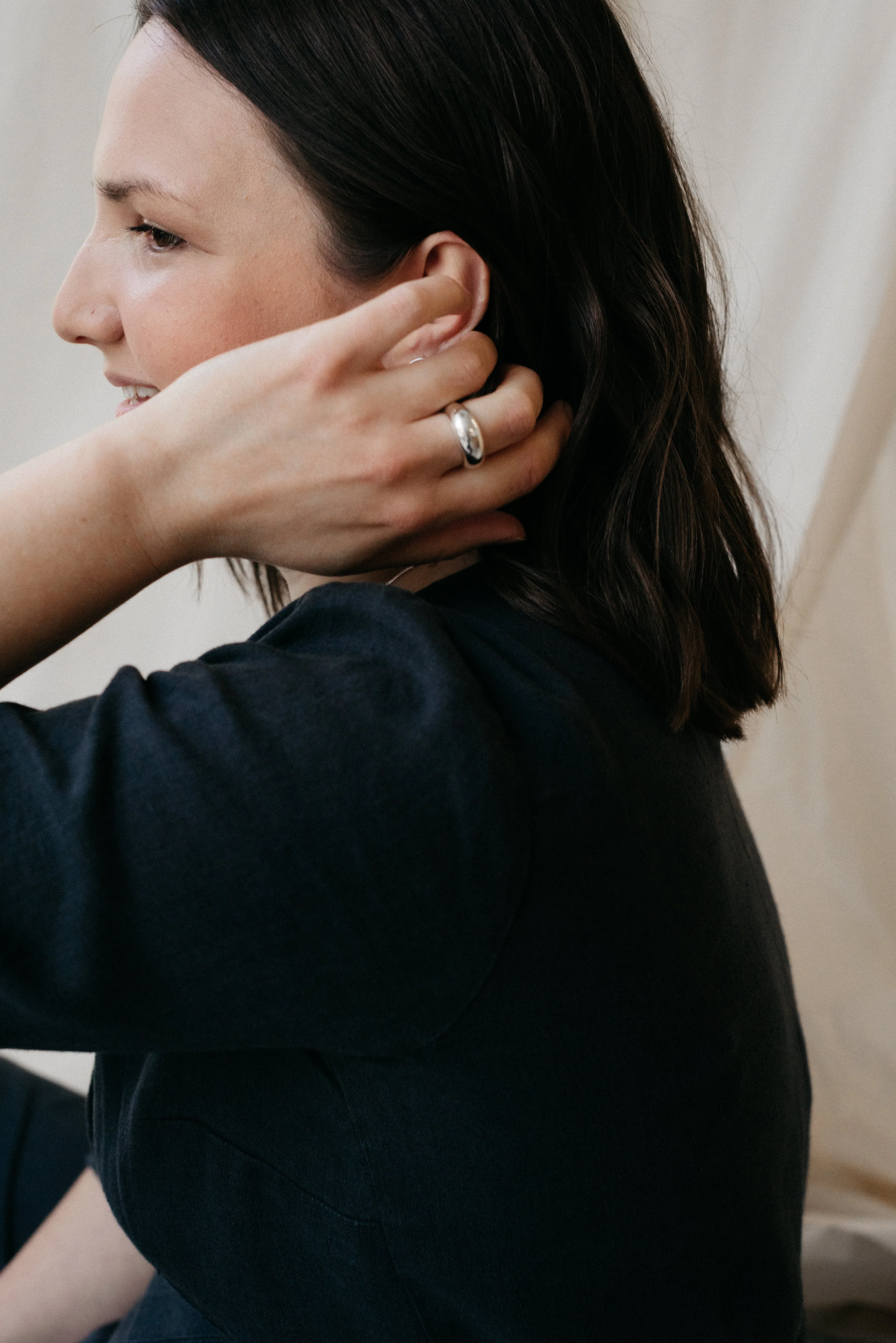 Silver Statement Chunky Fluid Ring - Image 4